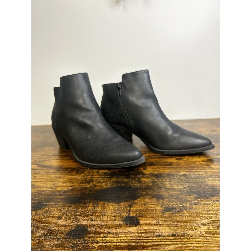 American Eagle Womens Black Boots Size 7 Faux Leather Side Zip Lug Sole 4079